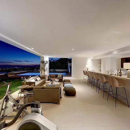 Vila Serenity Hill Estates *